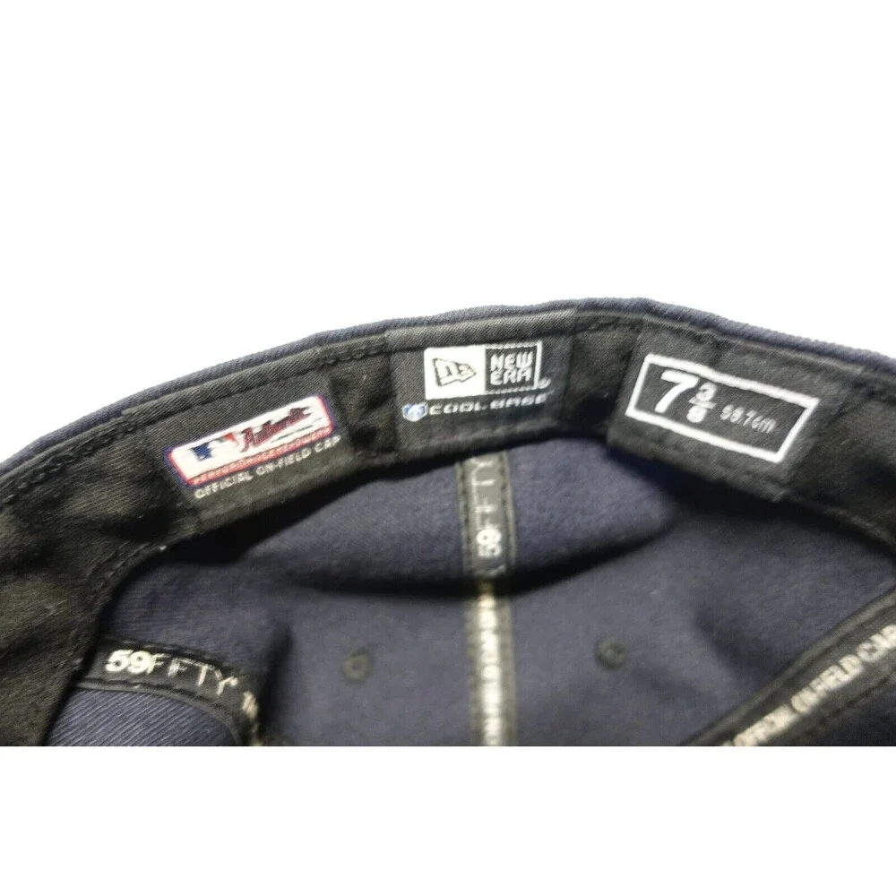New York‎ Yankees Hat Cap Fitted Mens 7 3/8 Blue MLB Baseball Logo New Era